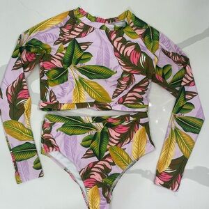 Women’s rash guard swim suit